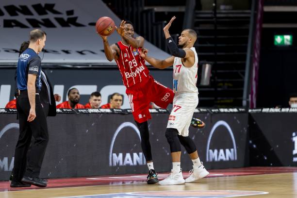 韦德与弗朗 韦德与弗朗